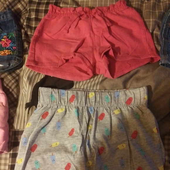 Bundle of 6 girl shorts - Picture 6 of 6
